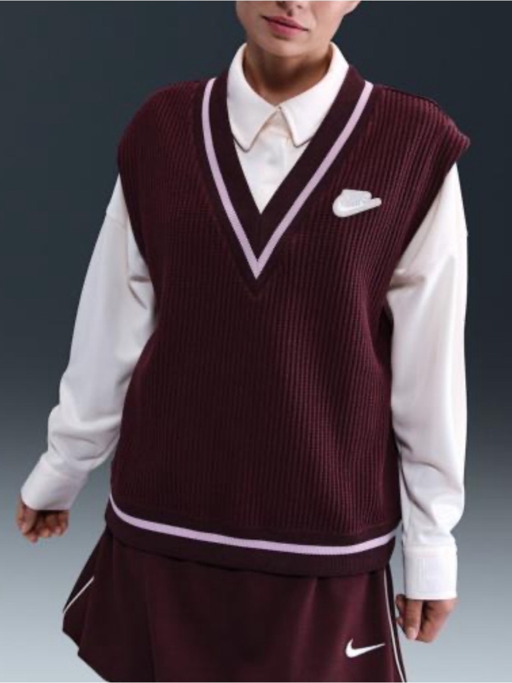 Nike Vest Women Large Burgundy‎ Sleeveless Waffle Knit Sweater M7482 Logo Preppy